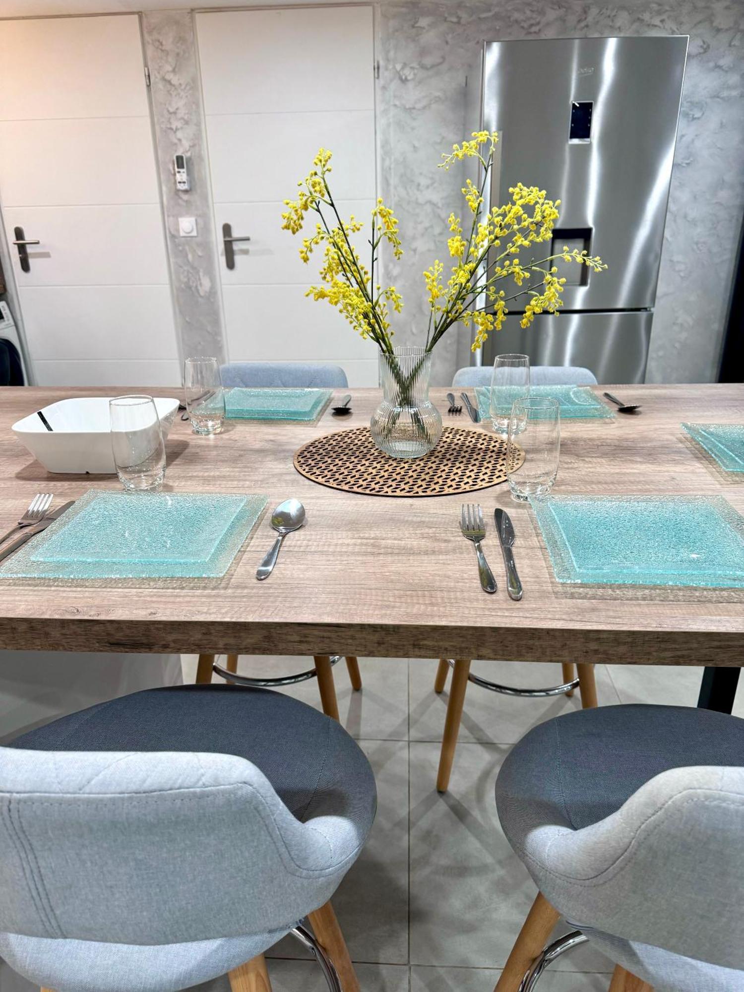 Appartement Moderne Champsevraine Eksteriør billede